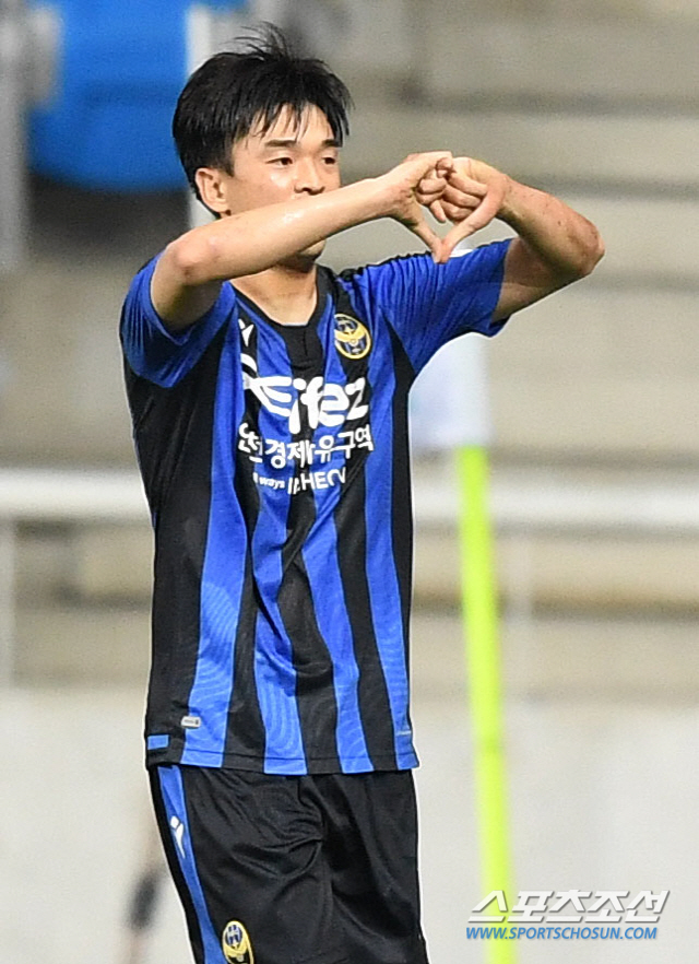 [포토] 인천 송시우, 서울 기성용 빠지자마자 선제골!