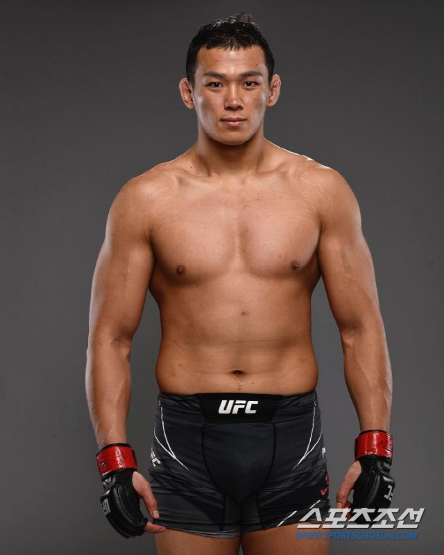 미국 떠난 국내 유일 UFC 라이트헤비급 파이터, 은제츠쿠에게 나 쉽지 않은 상대야