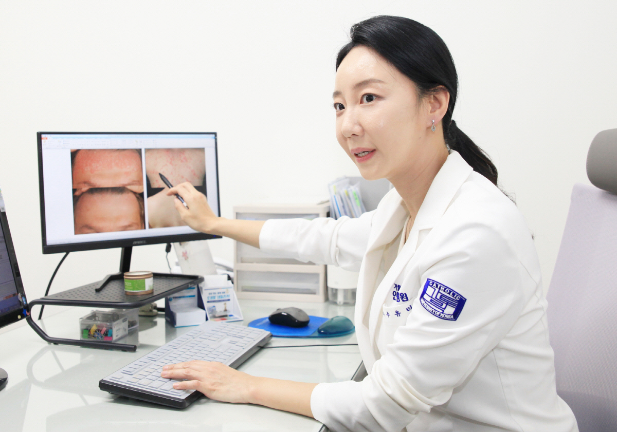 [헬스가이드-환절기 피부관리] 3분 이내 세안 끝내야…마스크팩 붙이고 수면은 금물
