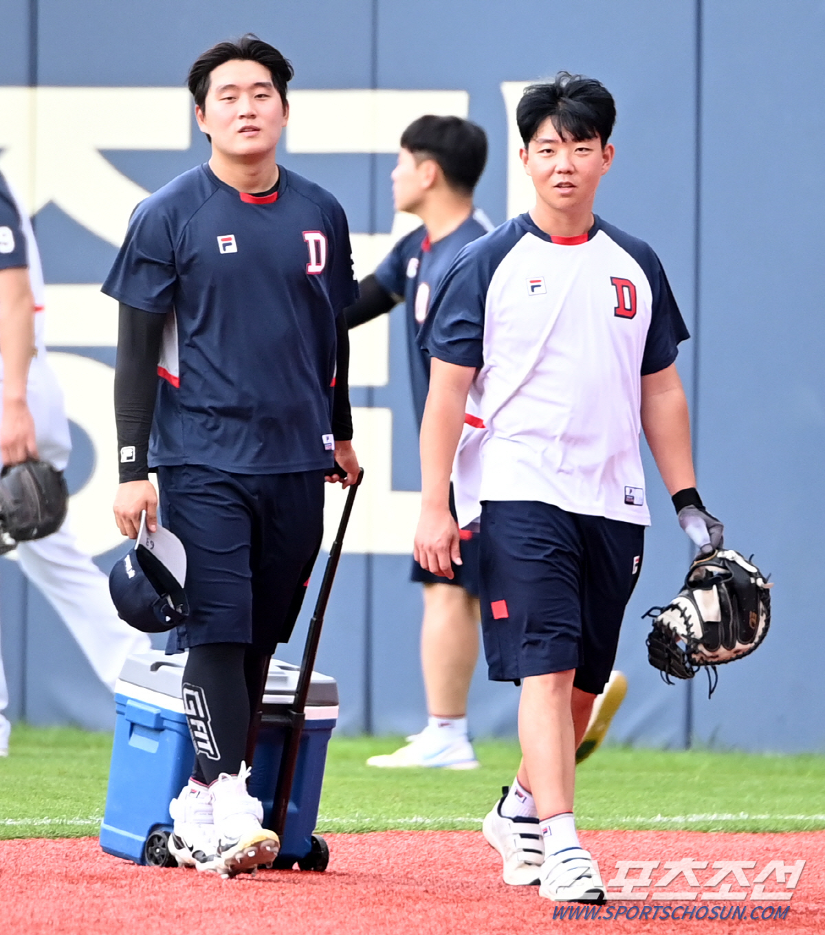 [포토] 김택연, 아이스 박스와 함께
