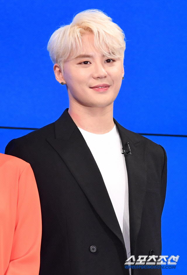 김준수 협박 여성 BJ, 녹음파일 무기로 8억 갈취…징역 7년[종합]