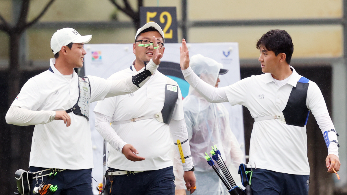 [현장리뷰]텐텐텐! 세계 최강 韓 남자 양궁, 랭킹 1위 앞세운 미국 잡고 단체전 금메달!