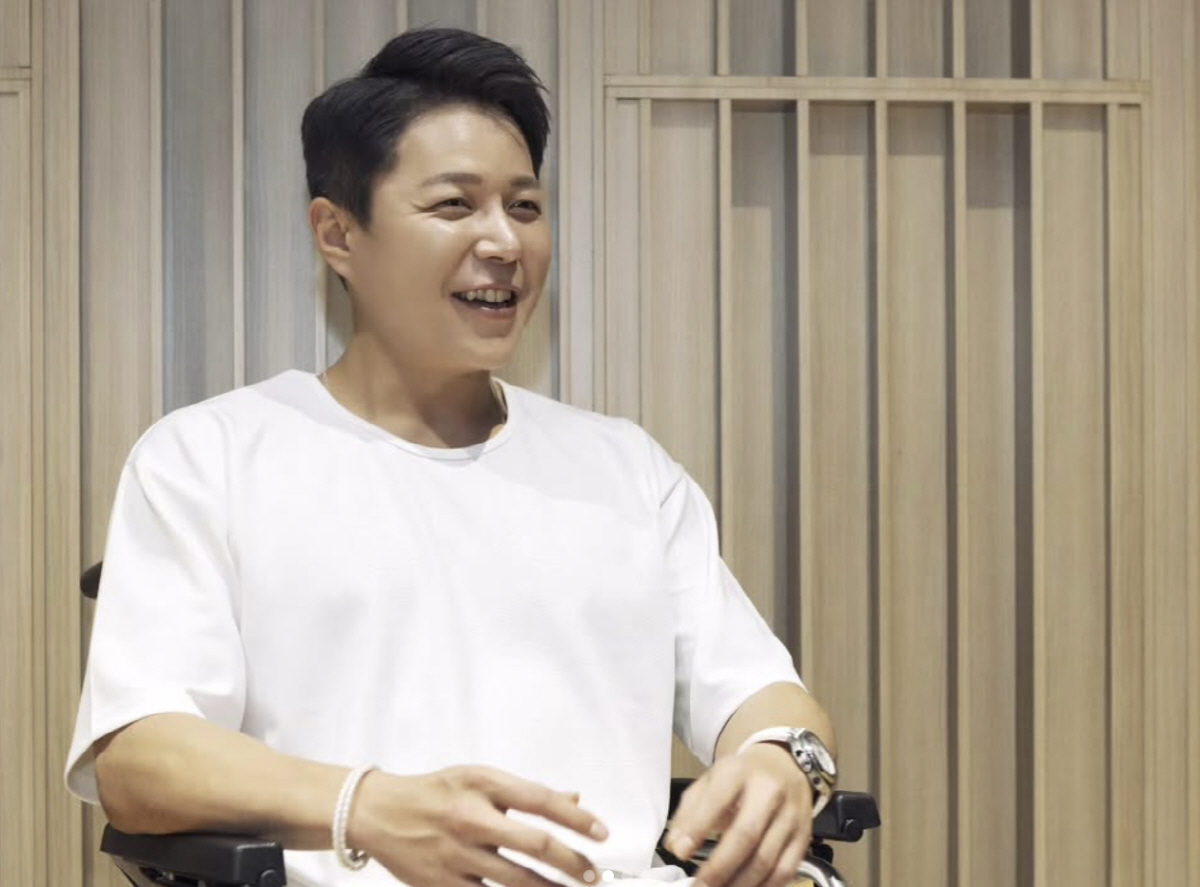 현대화, 교통사고 하반신 마비로 이혼 