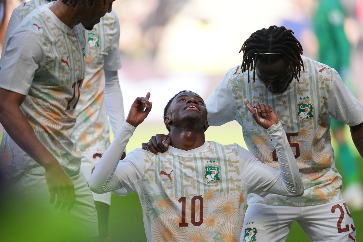 분위기가 '확' 바뀐다, 홍명보호 첫 경험한 '4쿼터 축구'...'3분 휴식' 하이드레이션 브레이크 변수+교체 8장 적응은 필수