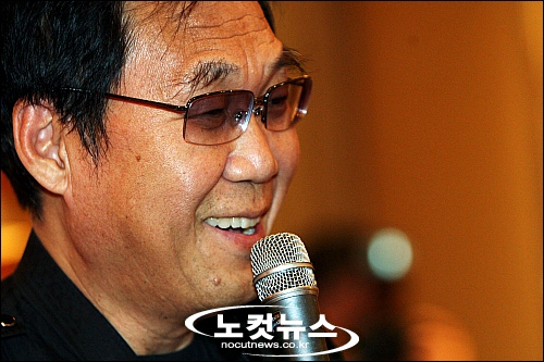 조영남 똥광, 비광, 다 제 작품입니다