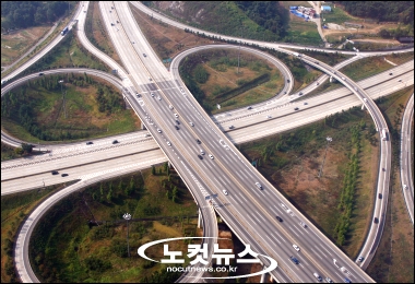 졸음운전 안녕~ 노래하는 고속도로 등장