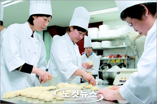 한국서 배운 제빵기술로 삶도 빵빵해지길