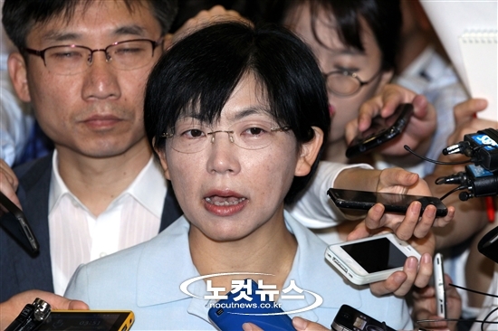 답하는 이정희