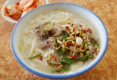 오후 2시 마감 줄서는 명품 칼국수