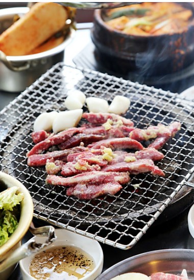 사르르 녹는 마늘갈비살...까짓것 기다리지 뭐