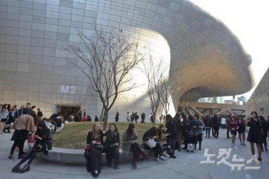 동대문 디자인 플라자 개관