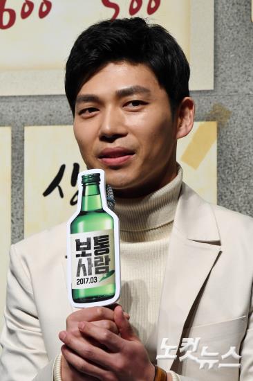인사말하는 배우 지승현