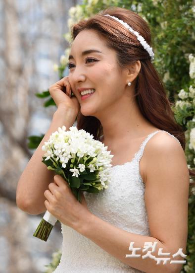수줍은 새신부 바다