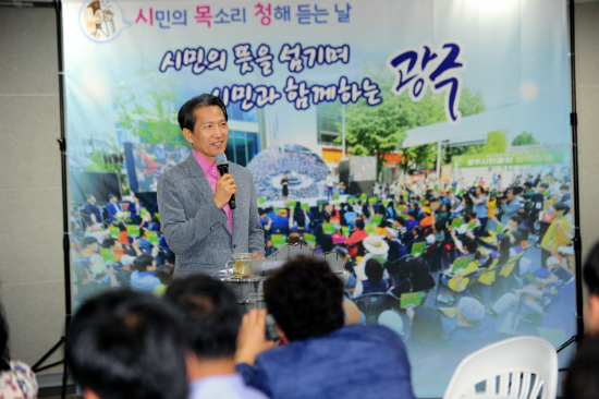 열 사람의 한 걸음으로 더디 가도 함께 가자