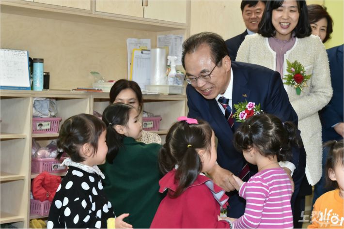 부산시, 민간 어린이집 12곳 매입→국공립으로 전환