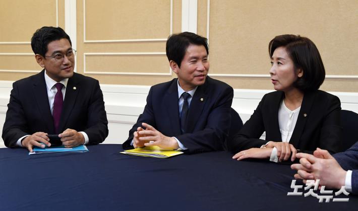 선거법 관련 머리 맞댄 여야 원내대표
