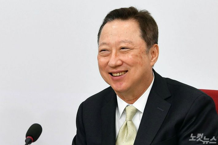 박용만 회장, 규제샌드박스 홍보 AI드론으로 안전한 도시를