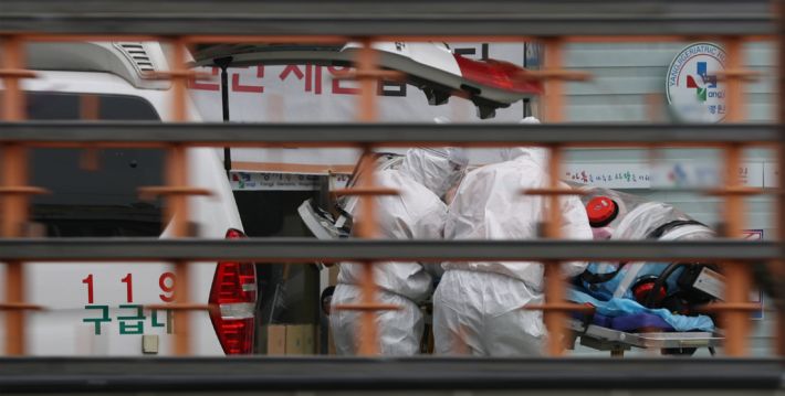 병원 밖 감염 현실화…울산 양지요양병원 이틀새 97명 확진