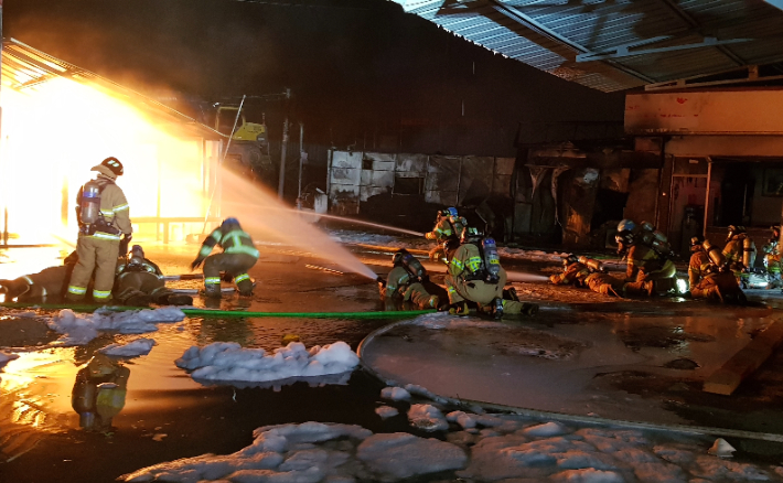 폭발·화재 광주 LPG 충전소…37시간 만에 완전 진화