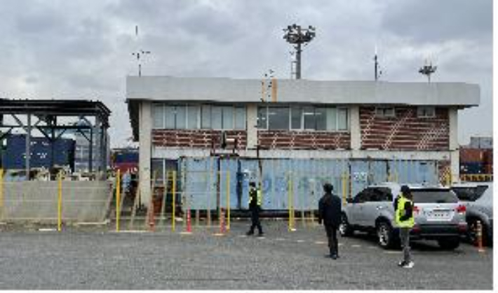 부산항 북항 감만부두 세차장  추가 확보…차량정체·민원 해소
