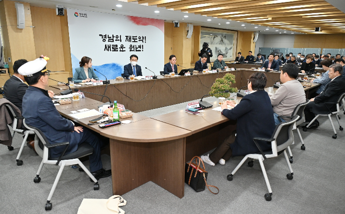 YES 키즈존 만들어 주세요…2월 경남도민회의 정책 제안 쏟아져