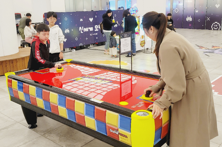 신세계 센텀시티, 온 가족이 즐길 오락실 열었다