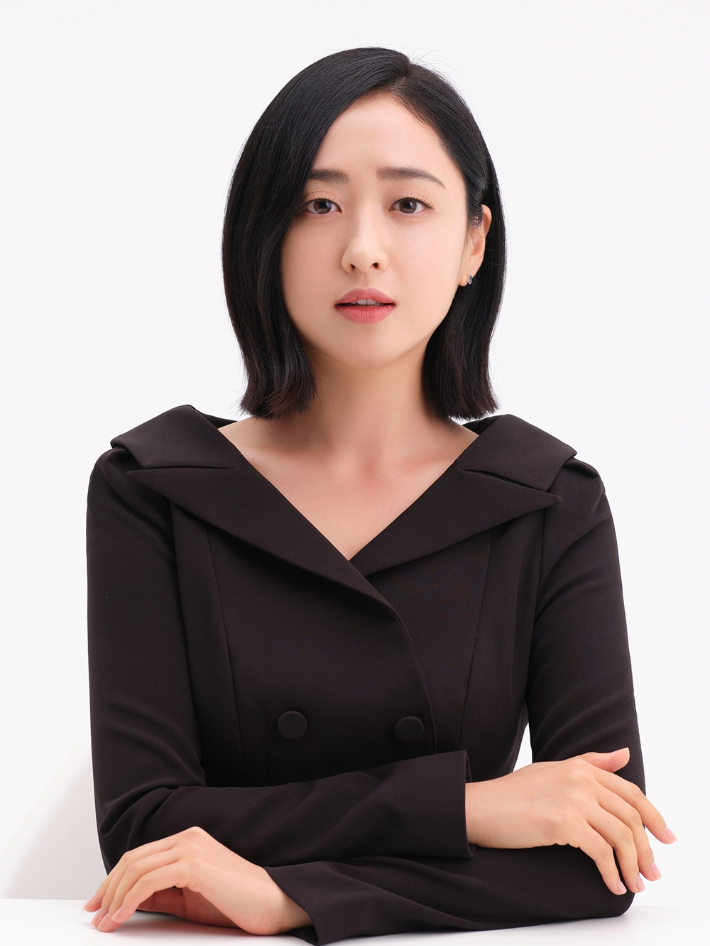 배우 김민정, 신생 엔터사 마이네스트컴퍼니와 전속계약