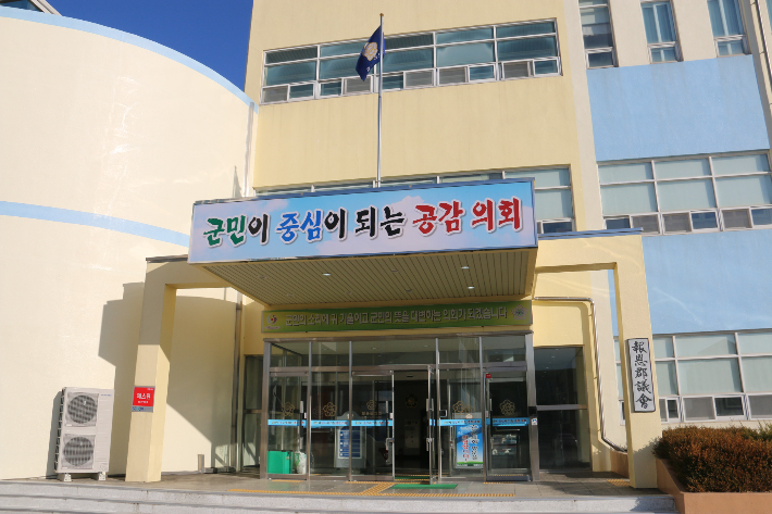 충북 첫 주민발안 축사 완화 조례안 보은주민 상당수 반대