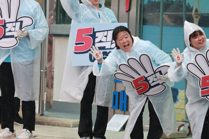 야권 영광군수 혈투…한빛원전 존폐·유권자 나르기로 확대