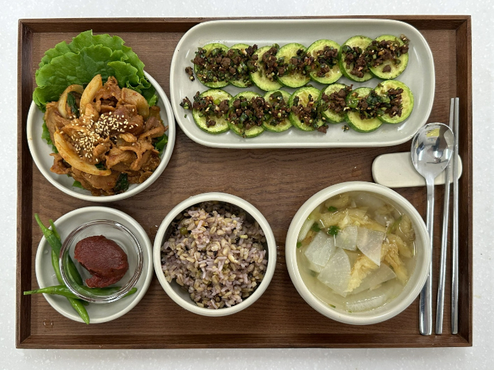 충북대 보건과학융합연구소 한끼e음 커뮤니티 키친 주목