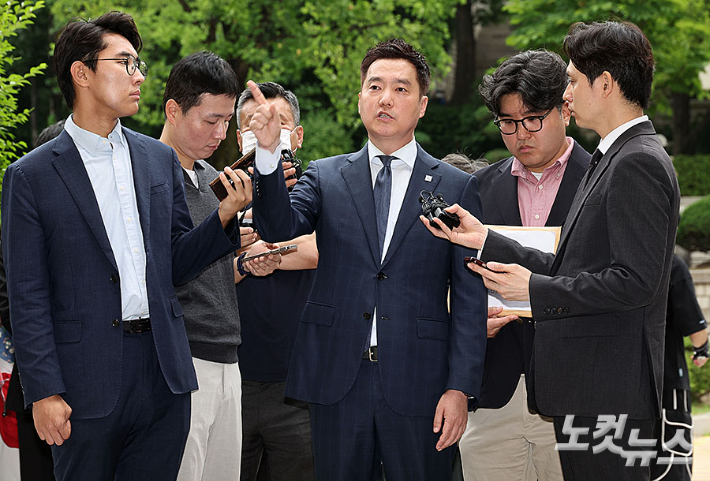 '김수현 명예훼손 혐의' 가세연 김세의, 구속 기로[노컷네컷]
