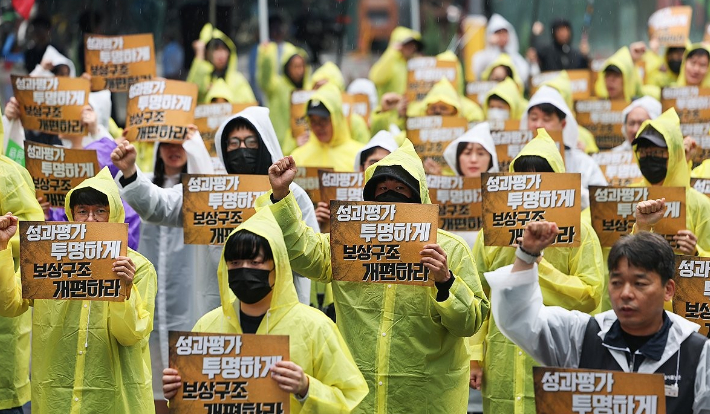 [속보]카카오 노조, 10일 부분 파업…"교섭 상황 따라 파업 수위 강화"