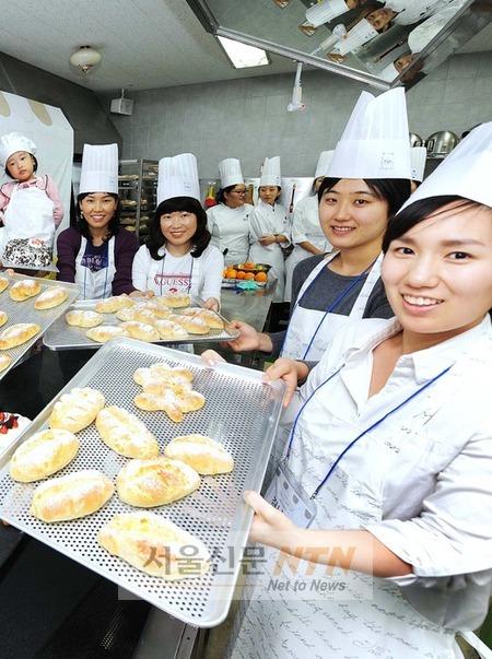 [NTN포토] 파리바게뜨 쿠킹클래스 “제빵왕 도전해요”
