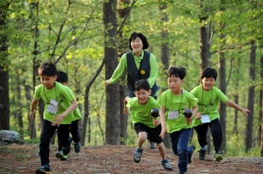 [푸른숲, 五感을 깨우다] <1>산림교육 현황과 과제