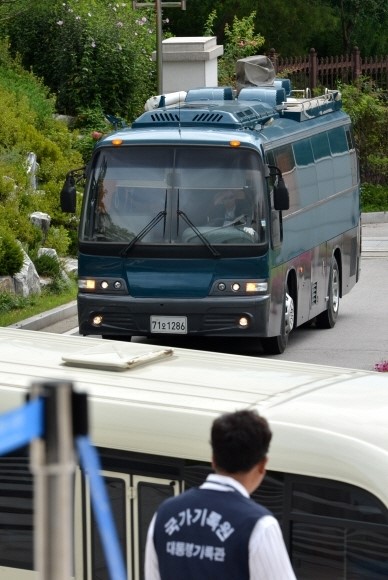 기록물 보관 서고 확인 뒤 ‘팜스’ 이미징 작업… 4억 상당 디지털자료 분석 특수차량 첫 투입