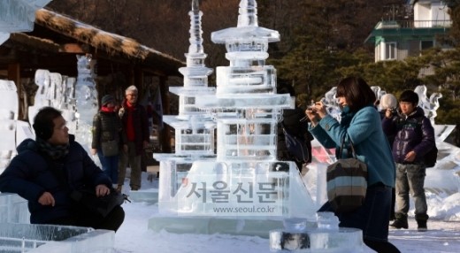 “추워서 더 좋아” 얼음정원으로 초대합니다