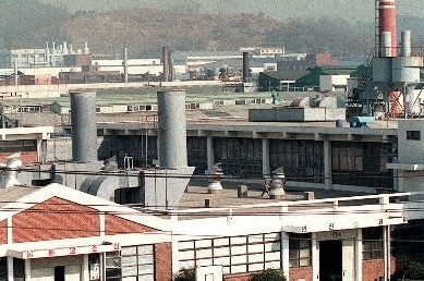 안산 폭발사고 1명 사망…화학공장 연구실서 폭발로 화재