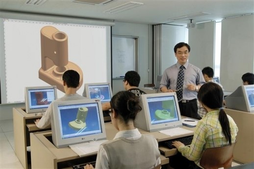 [미래를 창조하는 학과] 영진전문대학-컴퓨터 응용기계계열