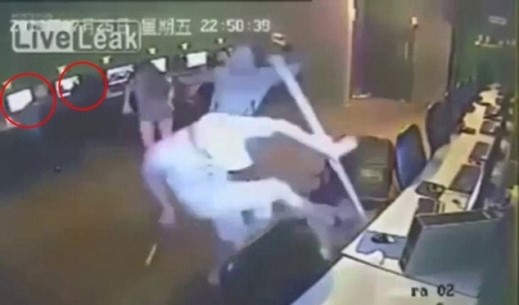 피시방에 강도 침입,주인에게 칼부림…손님들은 게임만