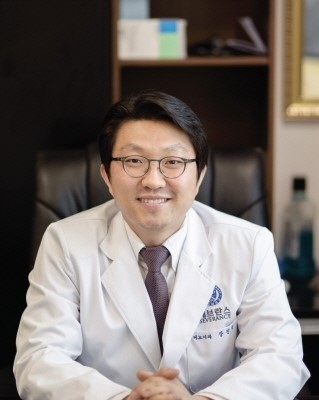 ‘라인’ 남성성을 대변한다… 남성 체형 성형시대!