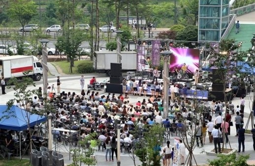 판교 근로자 문화 갈증 달랜 ‘사랑방 정오콘서트’ 폐지되나