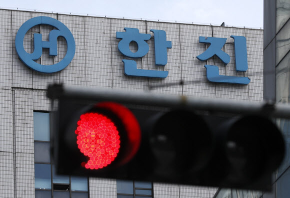 한진해운 채권단 ‘추가지원 불가’ 만장일치 결정…법정관리 임박