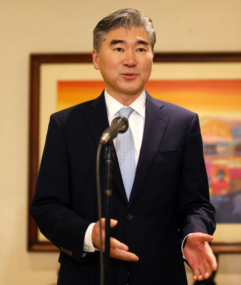 [포토] 성 김 새 필리핀 주재 미국대사