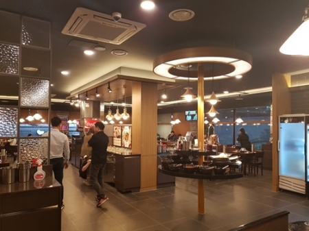 뷔페식 무한리필 즉석떡볶이 ‘두끼떡볶이’, 전남지역 3번째 매장 ‘목포하당점’ 오픈