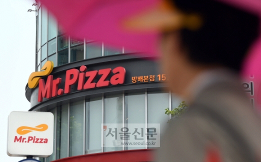 [단독] ‘페리카나 매출 4배’ 비비큐… 창업비용은 7배 ‘배보다 배꼽’