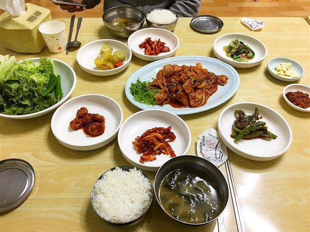 [公슐랭 가이드] 무한 情 리필