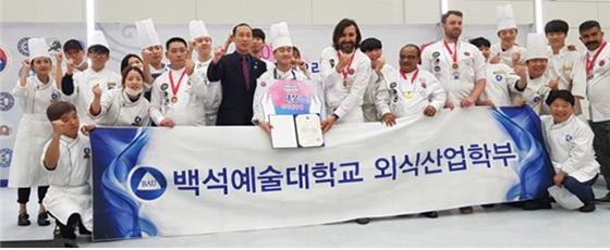 챌린지컵 국제요리대회서 “식품의약품안전처장상” 전원 금메달 수상한 백석예술대