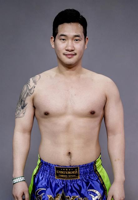회식·야근 대신 매일 체육관…프로 격투기 링 오른 삼성맨
