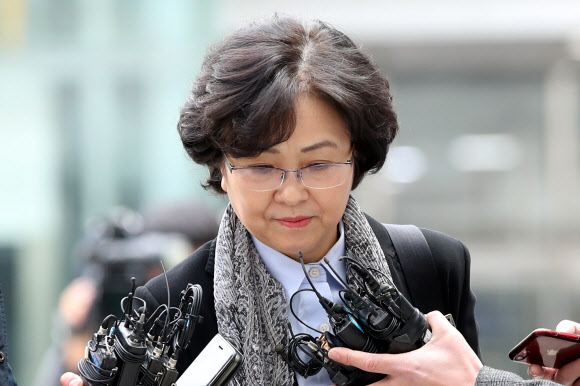 [속보] ‘환경부 블랙리스트’ 김은경 전 장관 구속영장 기각