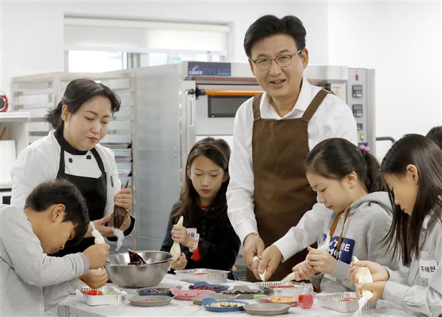 ‘즐거움·성장·배움·자유’… 가족과 함께 커가는 송파 청소년